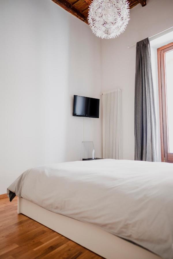 Casa Romeo Appartement Cuneo Buitenkant foto